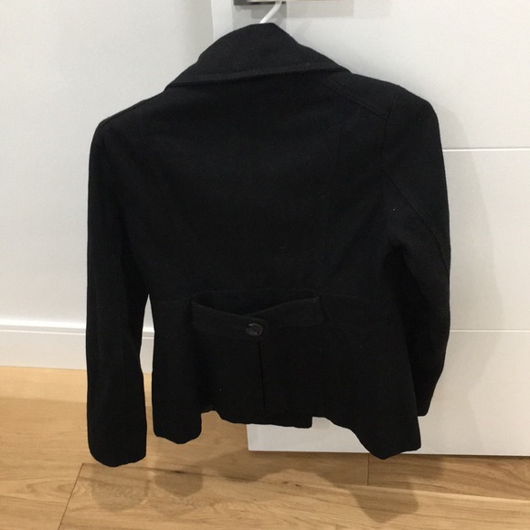 Guess Jacket - Picture 2 of 4